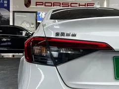 2022 Honda Civic 240Turbo CVT, белый — фото 10
