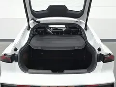 2022 Changan UNI-V 1.5T Premium, белый — фото 16