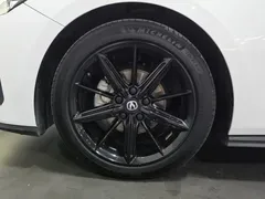 2022 Changan UNI-V 1.5T Premium, белый — фото 17