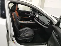 2022 Changan UNI-V 1.5T Premium, белый — фото 23