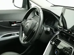 2022 Toyota Venza 2.0L CVT 2WD Luxury — фото 22