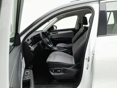 2023 Volkswagen Talagon 380TSI 4WD R-Line, белый — фото 10