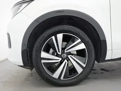 2023 Volkswagen Talagon 380TSI 4WD R-Line, белый — фото 17