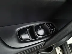 2021 Nissan X-Trail 2.5L CVT 4WD XL ITS 7-seat Luxury, белый — фото 9