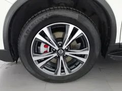 2021 Nissan X-Trail 2.5L CVT 4WD XL ITS 7-seat Luxury, белый — фото 17