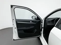 2019 Volkswagen Lavida Qihang 1.5L AT Fashion, белый — фото 8