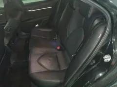 2021 Toyota Camry 2.5G Luxury, чёрный — фото 13