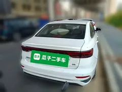 2022 Geely Emgrand 4th Gen 1.5L CVT Premium, белый — фото 3