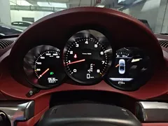 2020 Porsche 718 Boxster 2.0T — фото 9
