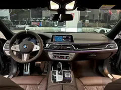 2021 BMW 7 Series 740Li Leading M Sport Package — фото 9