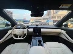 2024 Nio ET5T 75kWh Touring, чёрный — фото 6