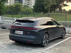 2024 Nio ET5T 75kWh Touring, чёрный — фото 17