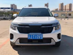 2023 Kia Seltos 1.5L CVT Luxury, белый — фото 2