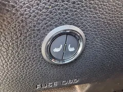 2023 Kia Seltos 1.5L CVT Luxury, белый — фото 11