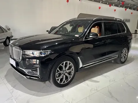 2022 BMW X7 xDrive40i Premium Luxury Package