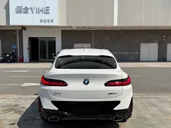 2022 BMW X4 25i M Sport Package, белый — фото 8