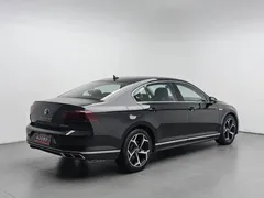 2023 Volkswagen Magotan 330TSI DSG Leading Anniversary, чёрный — фото 2
