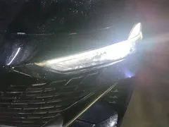 2022 Changan UNI-V 1.5T Premium — фото 5