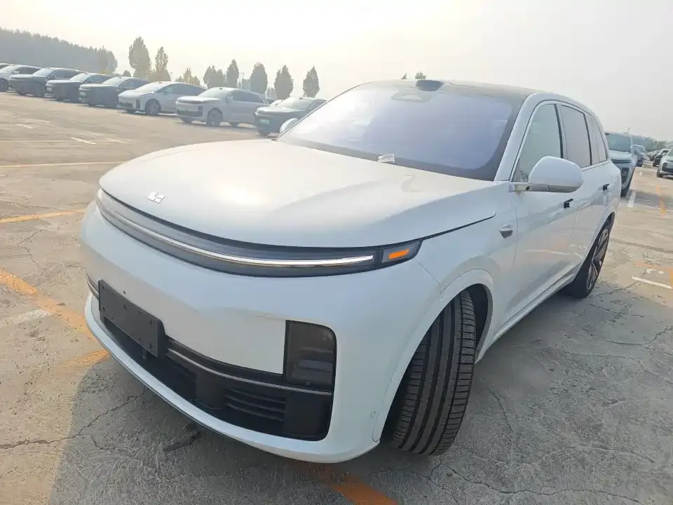 2025 Li Auto L7