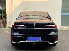 2023 BMW 7 Series 740Li Leading M Sport Package, чёрный — фото 8