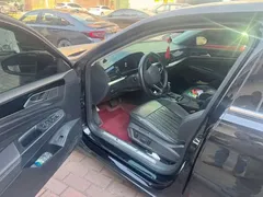 2023 Volkswagen Passat 330TSI Luxury, чёрный — фото 7