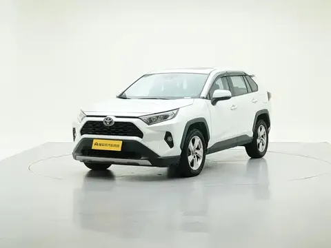 2021 Toyota RAV4 2.0L CVT 2WD Fashion Plus