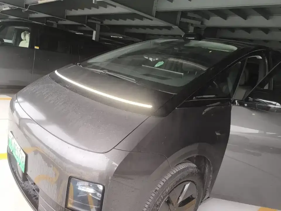 2024 Li Auto MEGA Ultra