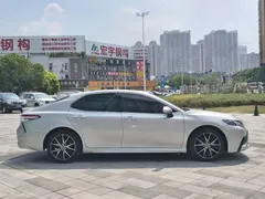 2021 Toyota Camry 2.5S Fashion — фото 5