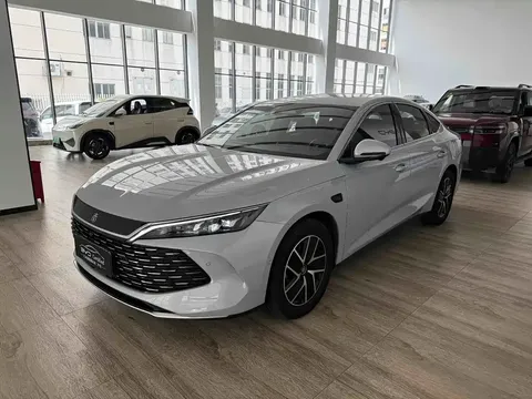 2025 BYD Qin L PHEV Smart Driving 120km