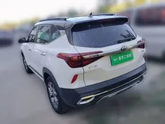2020 Kia Seltos 1.5L CVT Trend, белый — фото 4