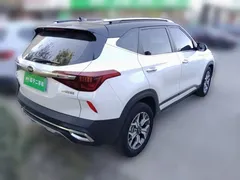 2020 Kia Seltos 1.5L CVT Trend, белый — фото 6