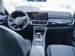 2020 Kia Seltos 1.5L CVT Trend, белый — фото 10