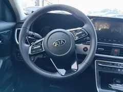 2020 Kia Seltos 1.5L CVT Trend, белый — фото 11