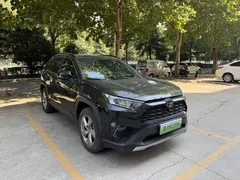 2021 Toyota RAV4 2.0L CVT 2WD Fashion Plus, чёрный — фото 2