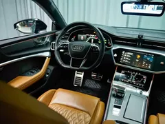 2022 Audi A7L 55 TFSI quattro S-line Edition One, зелёный — фото 5