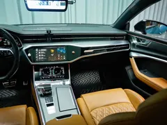 2022 Audi A7L 55 TFSI quattro S-line Edition One, зелёный — фото 7