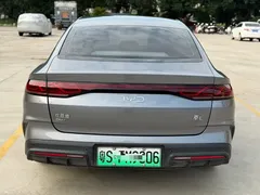 2024 BYD Qin L PHEV 80km Leading — фото 5