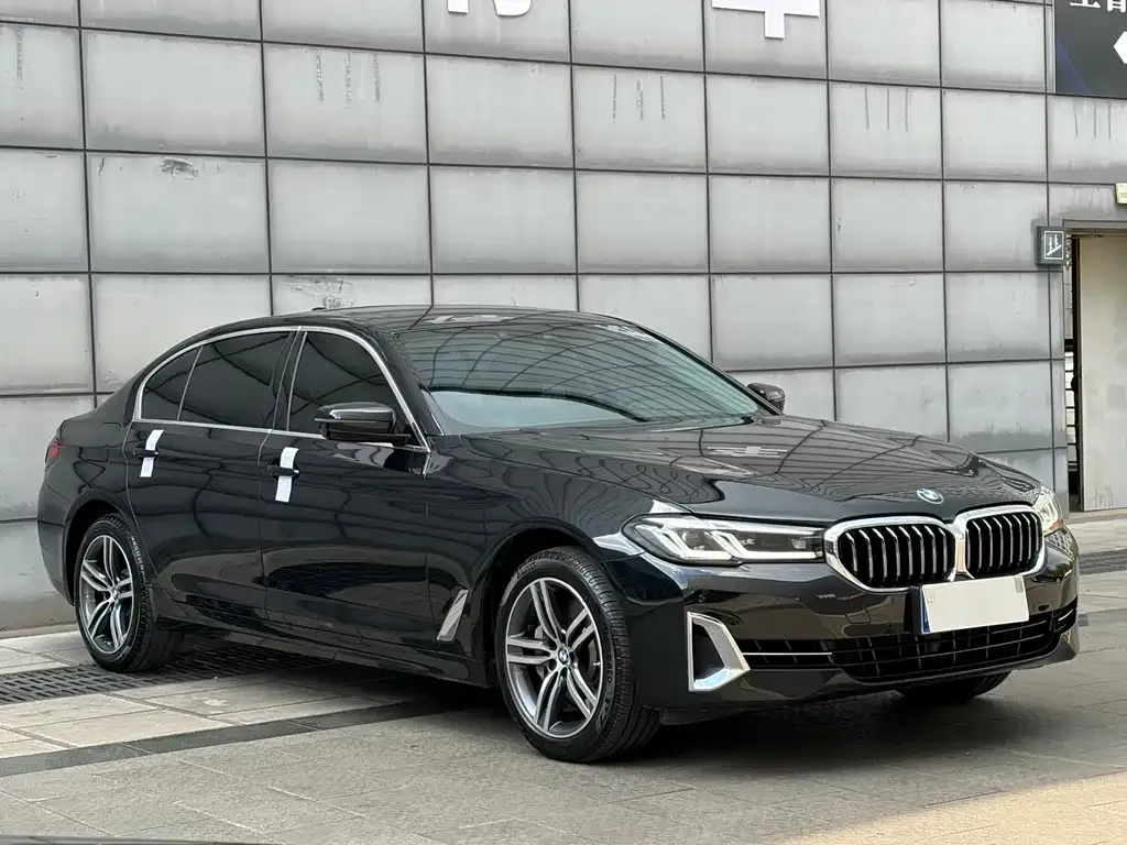 2023 BMW 5 Series 530Li Leading Luxury Package