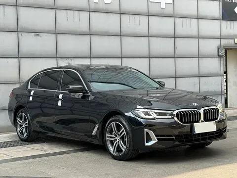 2023 BMW 5 Series 530Li Leading Luxury Package