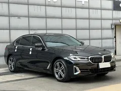 2023 BMW 5 Series 530Li Leading Luxury Package, чёрный — фото 1