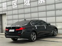 2023 BMW 5 Series 530Li Leading Luxury Package, чёрный — фото 9