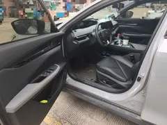 2022 Changan UNI-V 1.5T Premium — фото 12