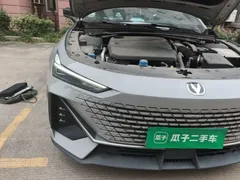 2022 Changan UNI-V 1.5T Premium — фото 20