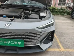 2022 Changan UNI-V 1.5T Premium — фото 21