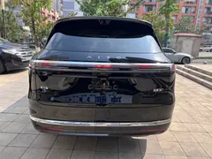 2026 Aito M7 EREV Max 4WD 5-seat 192-line LiDAR, чёрный — фото 6