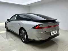 2026 Xpeng P7+ EV 615 Max Flagship — фото 4