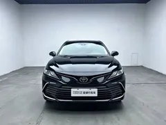 2021 Toyota Camry 2.0G Luxury, чёрный — фото 1