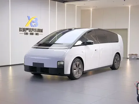 2025 Li Auto MEGA Home