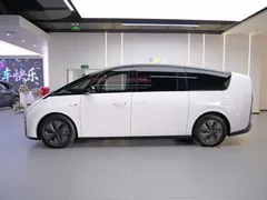 2025 Li Auto MEGA Home, белый — фото 4