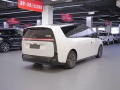 2025 Li Auto MEGA Home, белый — фото 9